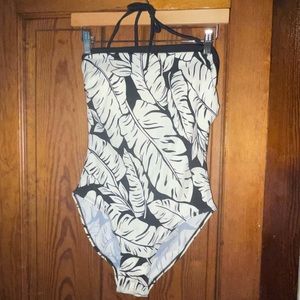 Black and White One-Piece Swimsuit Size 12